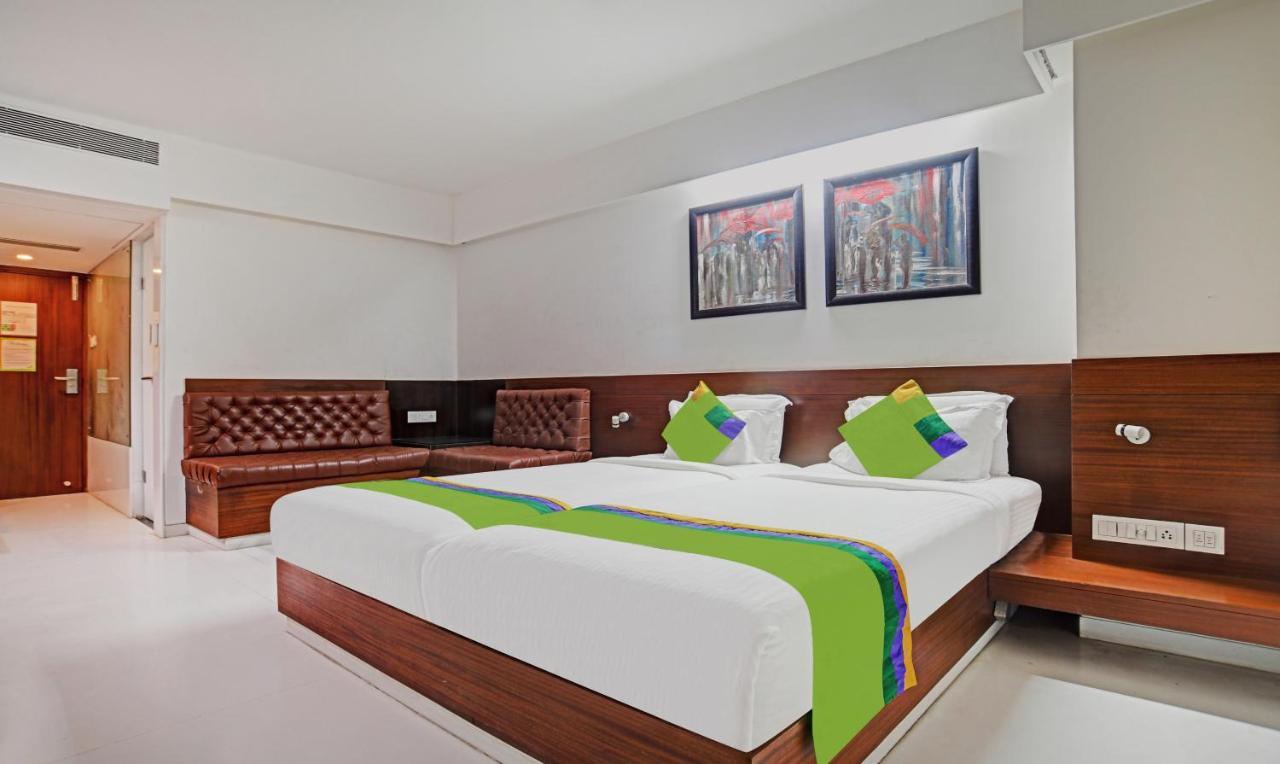 Treebo Cherry Tree Indore Exterior foto
